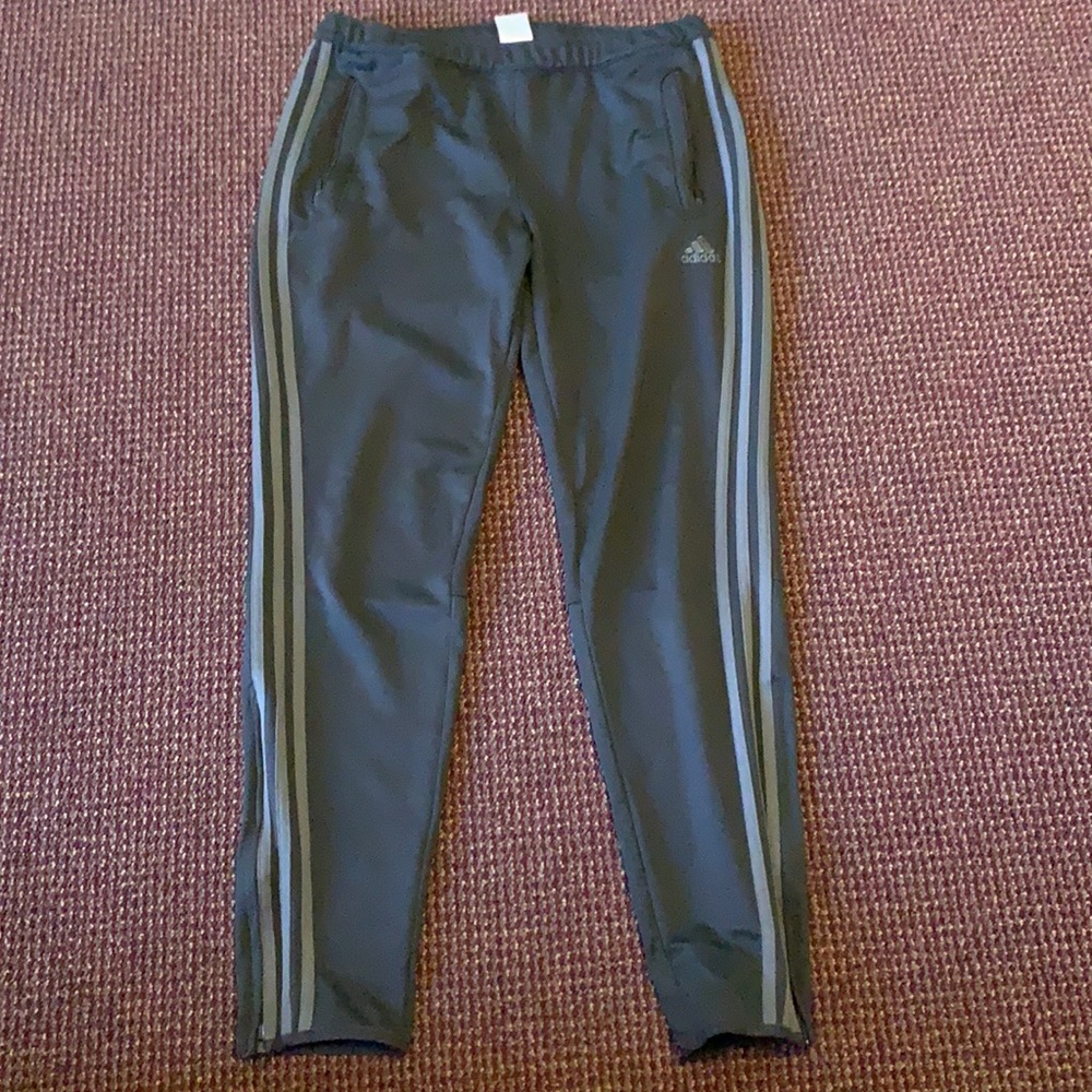 Adidas joggers